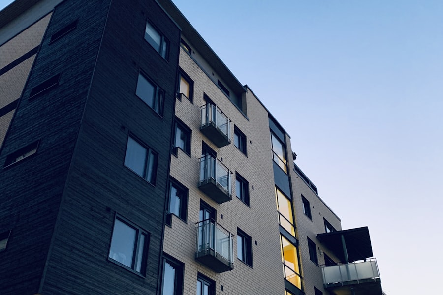 A small multi-unit residential apartment building in Toronto.